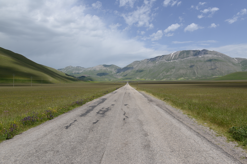 Illustration for article titled 17 Photos That Are Vanishing Away